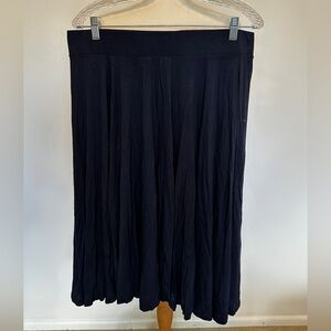 H&M Black Maxi Skirt with A-Line Silhouette